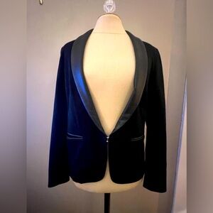 Women’s Rag & Bone blazer Size 2